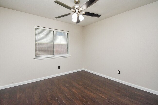 Building Photo - 14703 Concord Grove