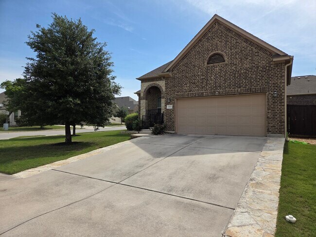 Building Photo - 2832 Coral Valley Dr