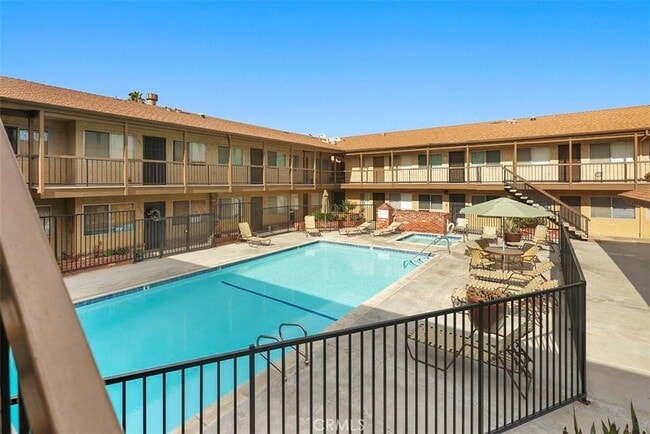 Building Photo - 4633 Marine Ave