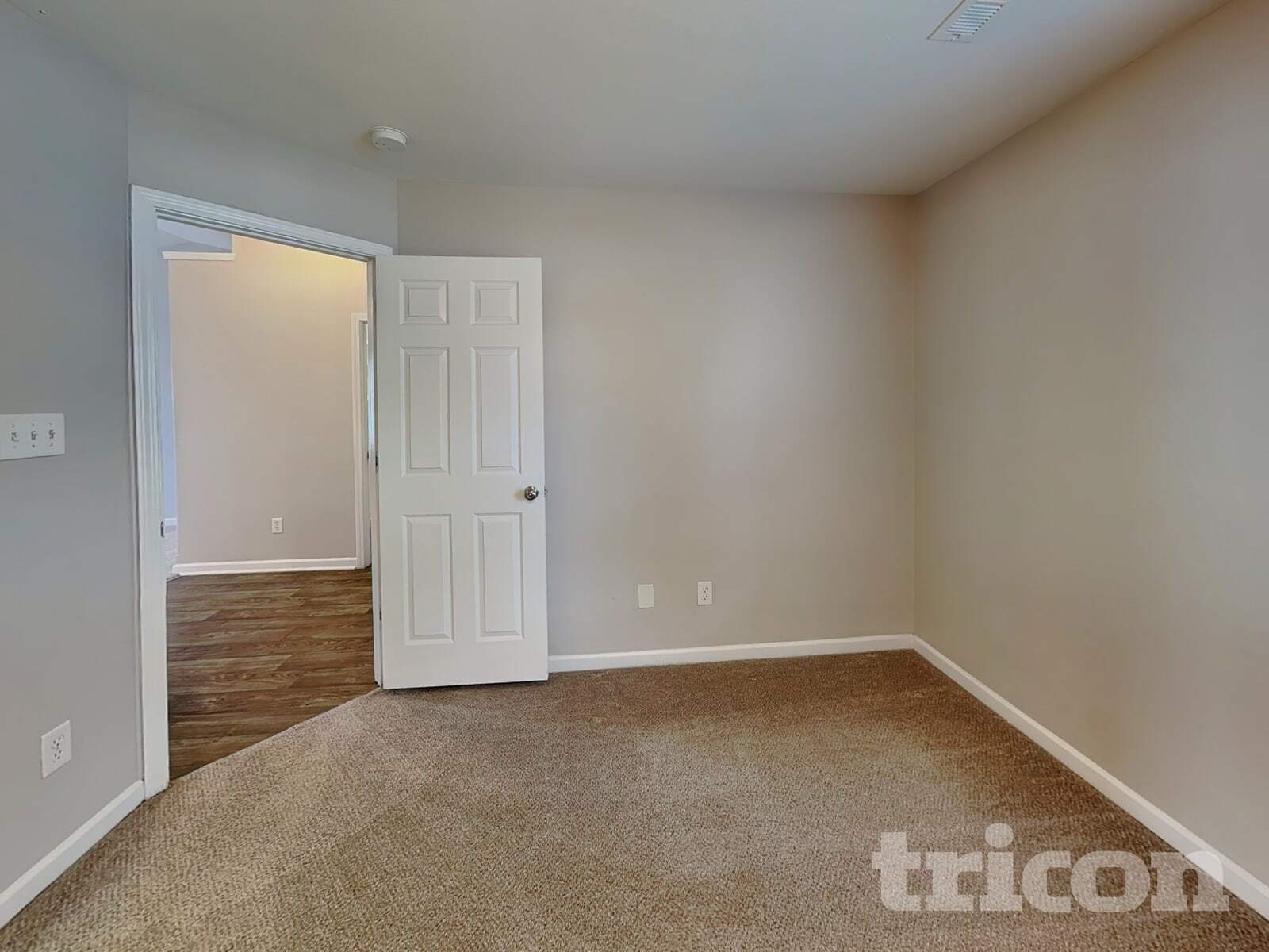 Building Photo - 4991 Astonshire Ln