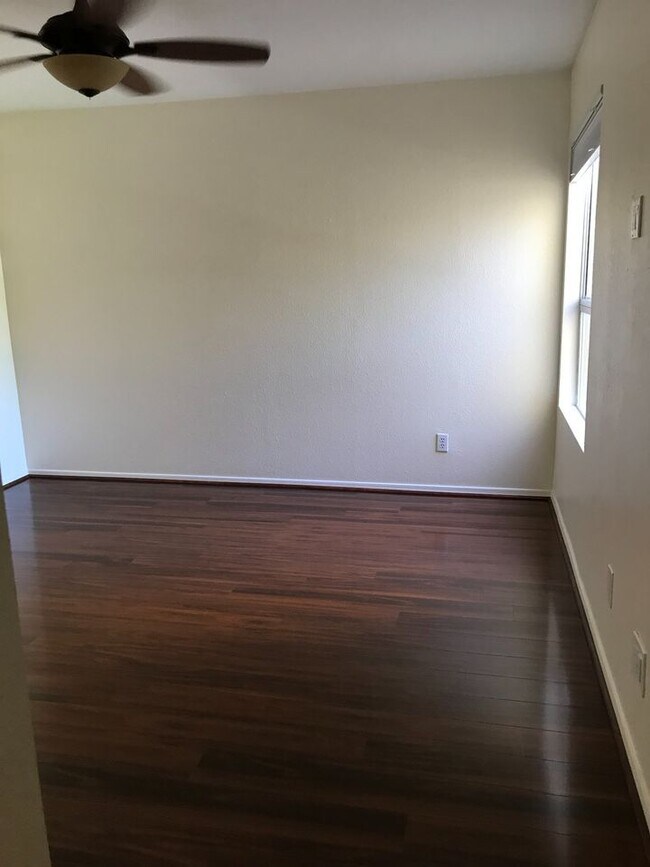 Primary Bedroom - 1880 E Morten Ave