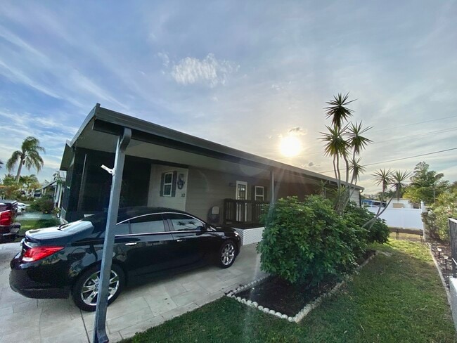 Building Photo - 183 Oceans Blvd