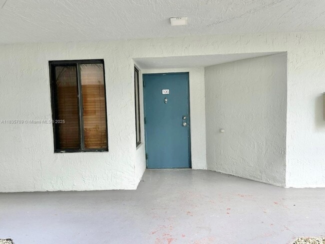 Building Photo - 8305 SW 152nd Ave