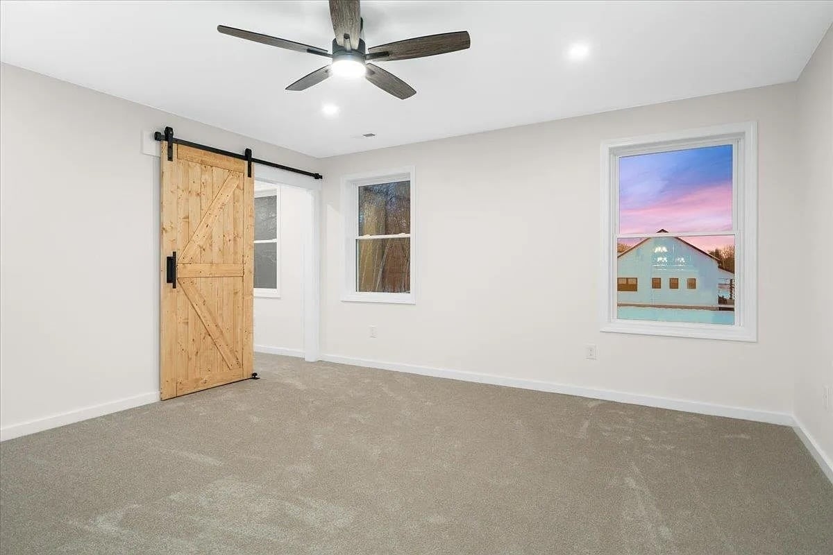 Building Photo - 603 Clough Hill Rd