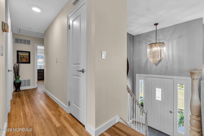 Building Photo - 2412 Homestead Ave