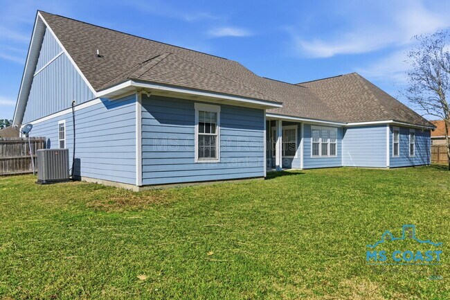 Building Photo - 2012 Parkview Cove