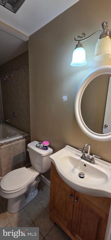 Building Photo - 14696 Endsley Turn