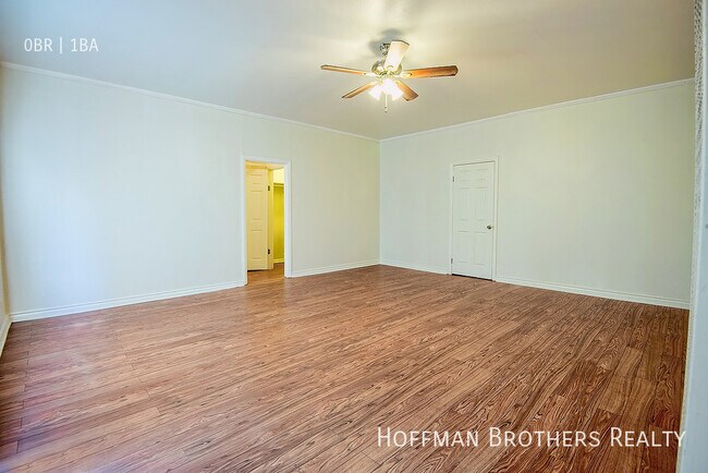 Building Photo - 1868 W 11th St