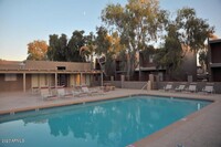 Building Photo - 2808 E Le Marche Ave