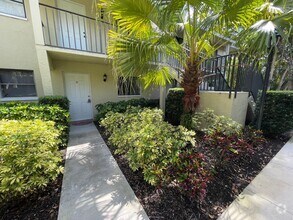 Building Photo - ANNUAL RENTAL - 2 BED / 2 BATH IN PINE HAVEN!