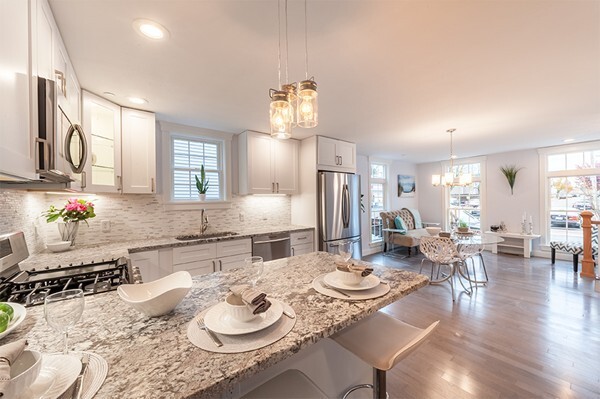 Kitchen Breakfast Nook - 87 Bridge St