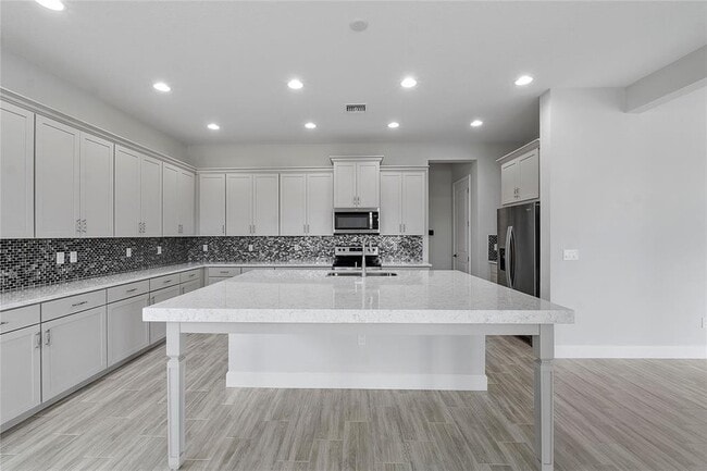 Building Photo - 5217 Liberty Ln