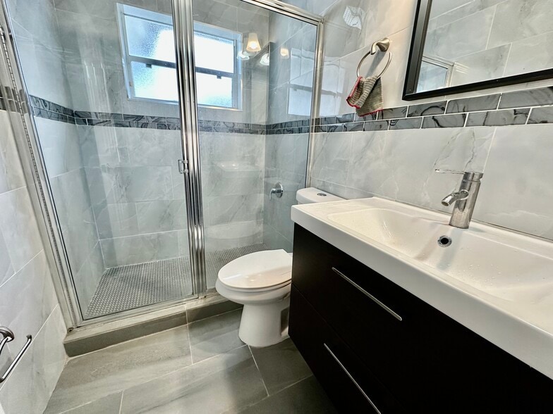 Building Photo - 5259 NW 184th Ln