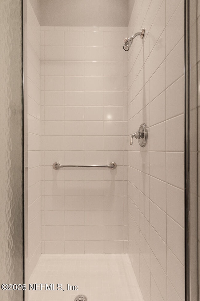 Building Photo - 5466 River Trail Rd N