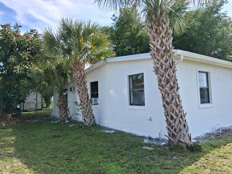 Building Photo - 22137 Midway Blvd