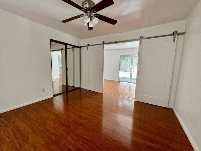 Building Photo - Very Spacious home in the desirable Porter Ranch area with a separate detached guest house