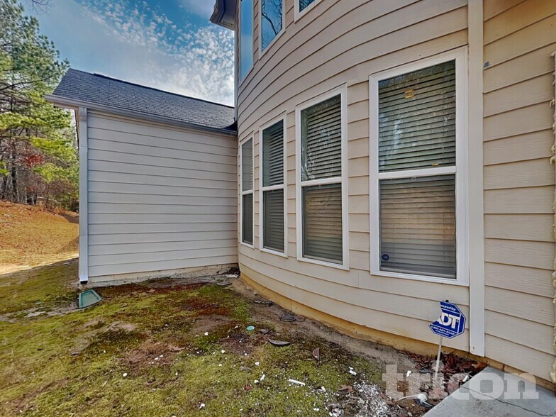 Building Photo - 1317 Preserve Park Dr