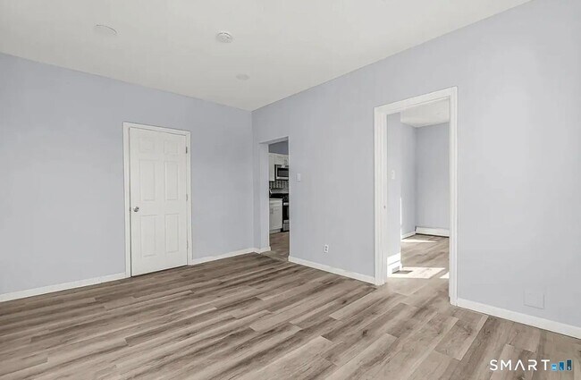 Building Photo - 1220 Pembroke St