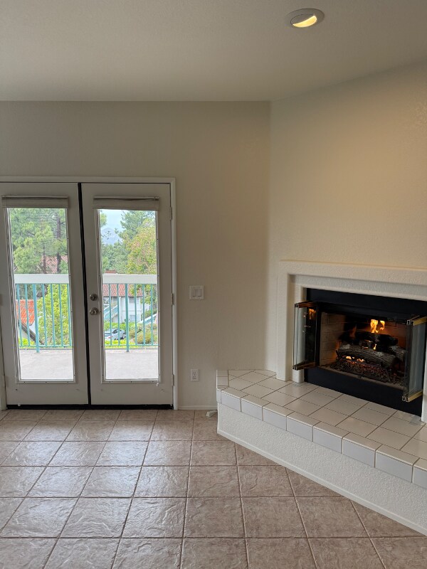 Building Photo - 16430 Avenida Venusto