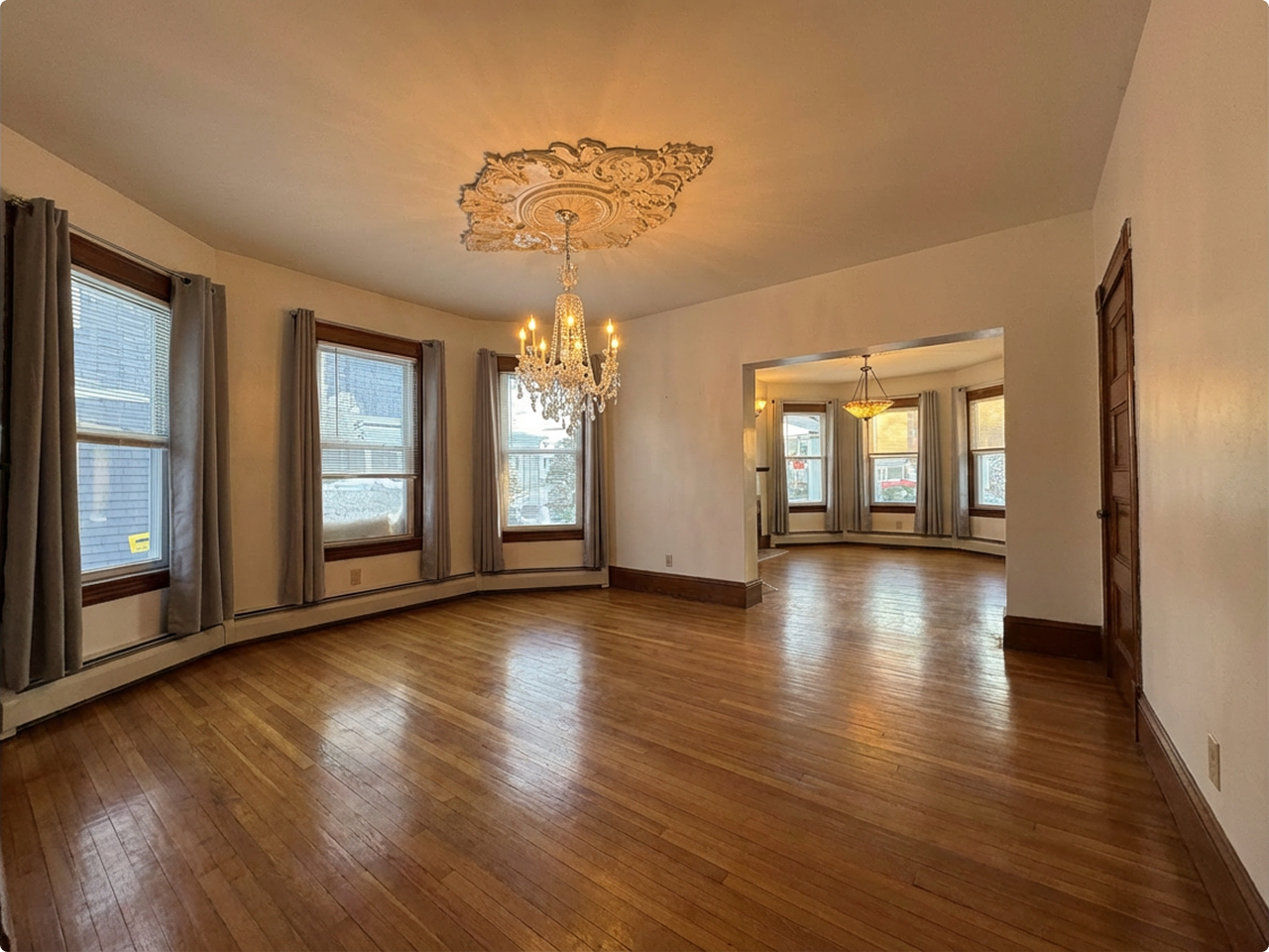 Dinning Room - 16 Boston Ave