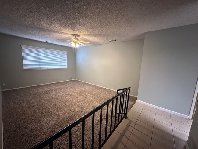 Building Photo - NW Visalia Home Coming Soon!