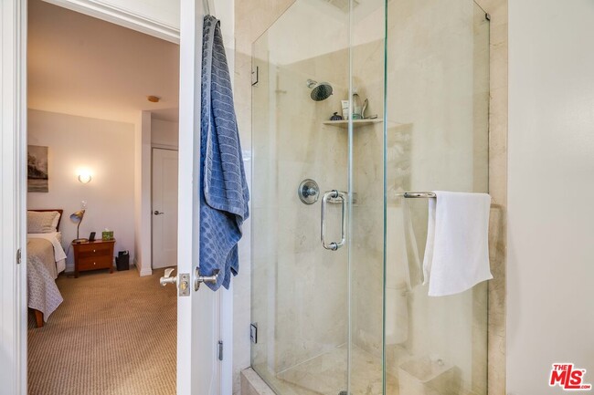 Building Photo - 200 S Wetherly Dr