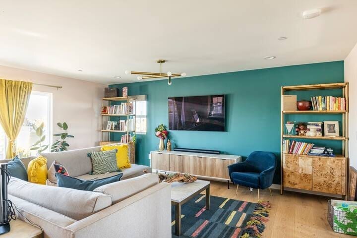 Building Photo - 407 Halcyon Pl
