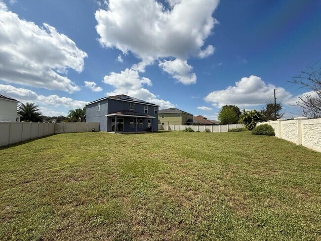 Building Photo - 4058 Brookshire Cir