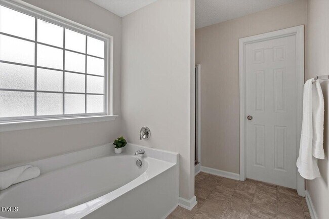 Building Photo - 693 Citrus Petal Rd