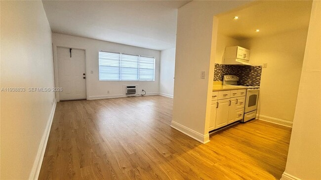 Building Photo - 62 Andover C