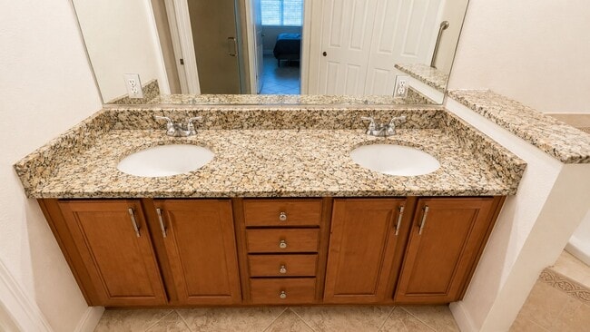 Building Photo - 6552 Moorings Point Cir
