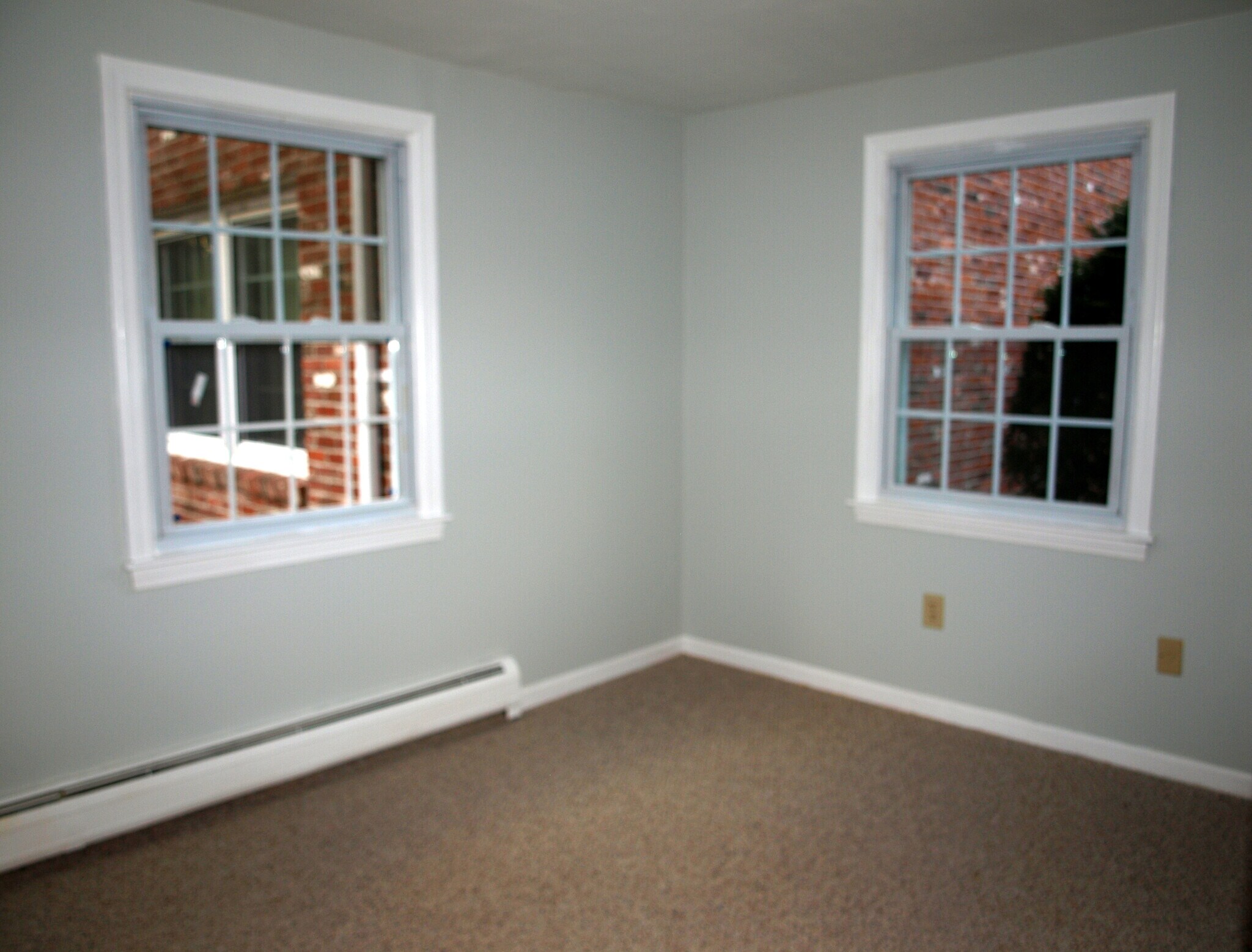 Building Photo - 180 Tyngsboro Rd