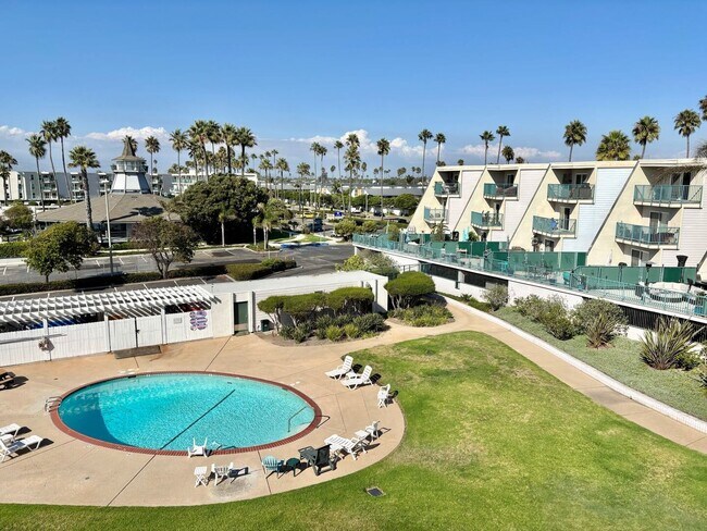 Building Photo - 1 Bedroom | Resort-Style Amenities | Walk to the Beach | Channel Islands Waterfront | Monthly Fur...