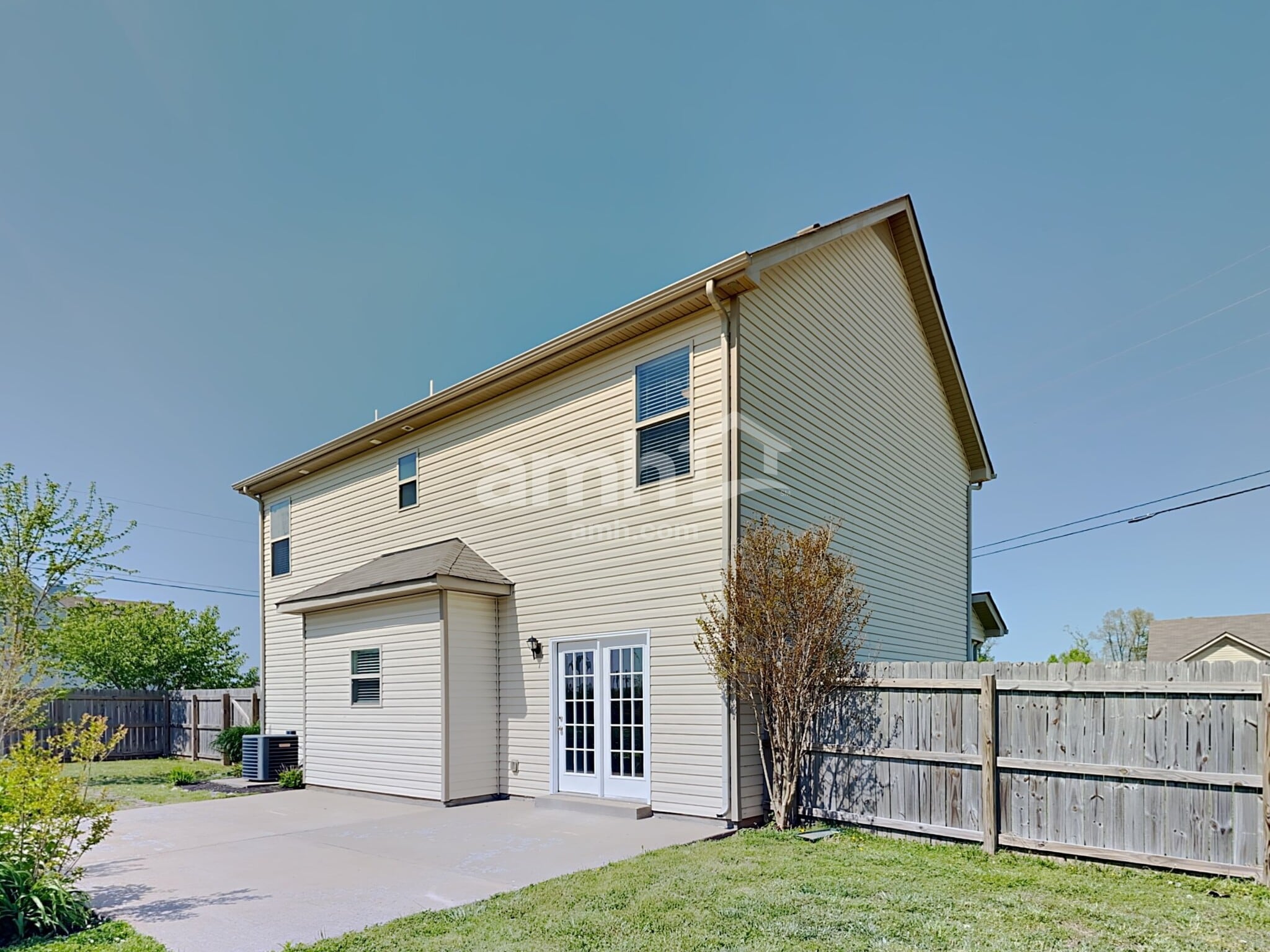 Building Photo - 1133 Halverson Dr