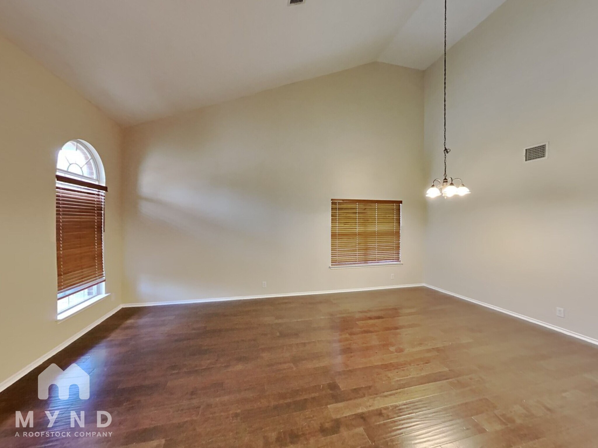 Building Photo - 8930 Wolff Vista