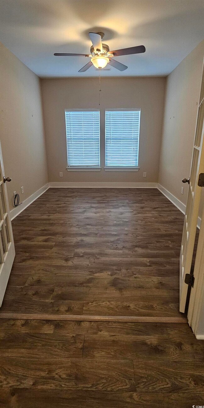 Building Photo - 317 Brighton Pl