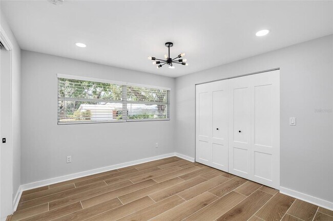 Building Photo - 2306 S San Jose Cir