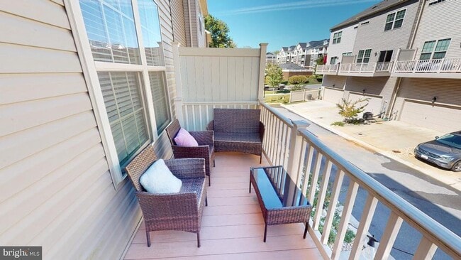 Building Photo - 2517 Francis Ln