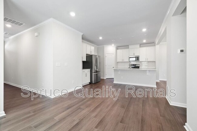 Building Photo - 1103 Red Wing Dr