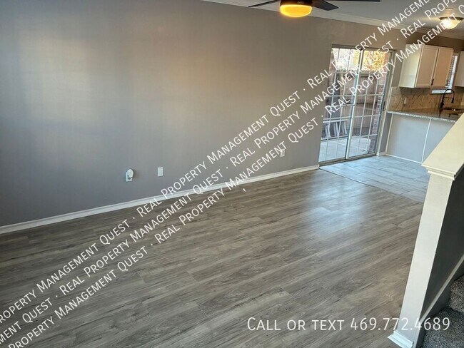 Building Photo - 611 Oriole Blvd