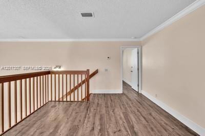 Building Photo - 1395 Cottonwood Cir