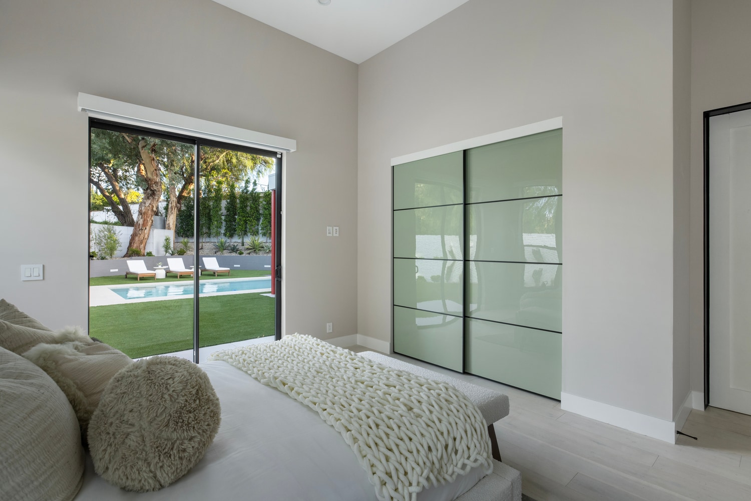 Building Photo - 22020 Alizondo Dr