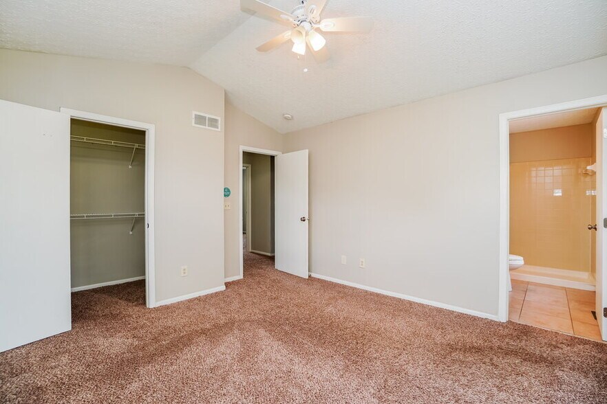 Building Photo - 2965 Brookwell Dr