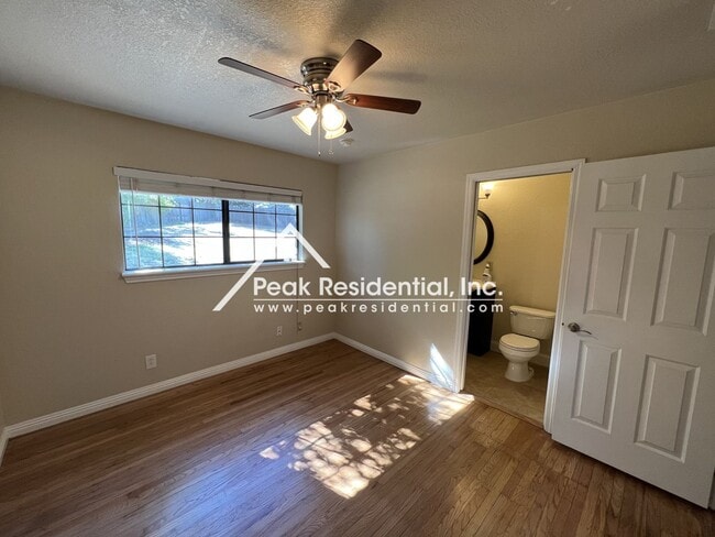 Building Photo - Wonderful 3bd/2ba Orangevale Home with Spa...