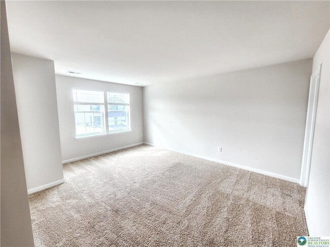 Building Photo - 1274 Susan Cir