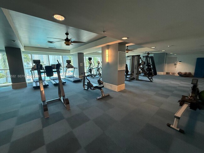 Building Photo - 1945 S Ocean Dr