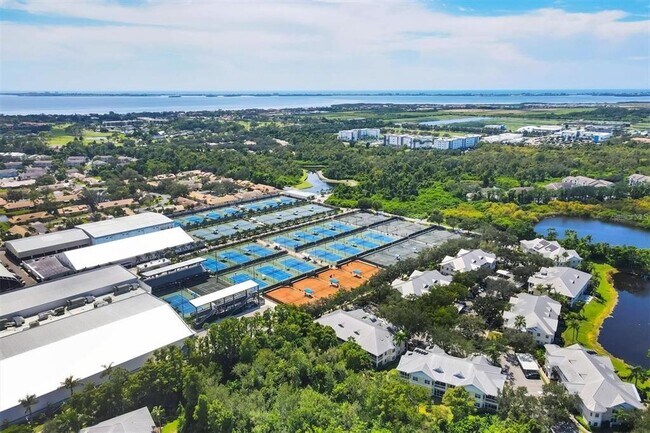 Building Photo - 5469 46th Ct W