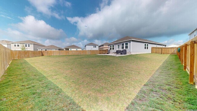 Building Photo - 5814 Lilac Lndg