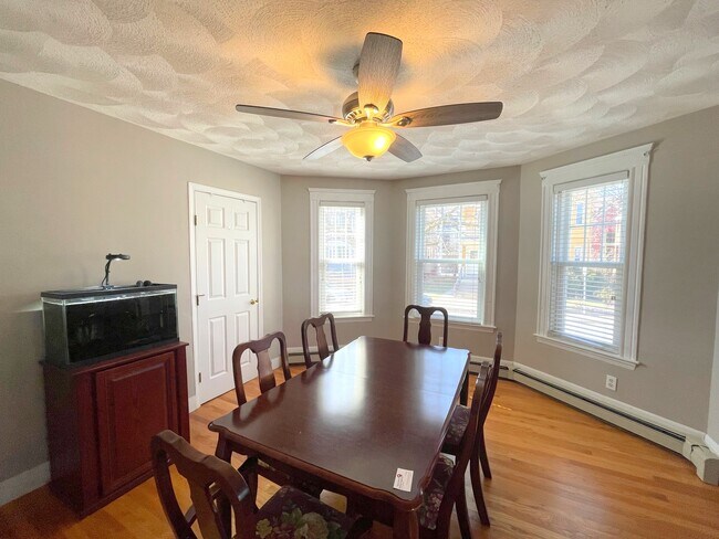 Building Photo - 112 Boston Ave