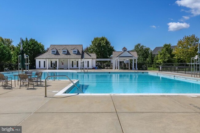 Building Photo - 13740 Piedmont Vista Dr